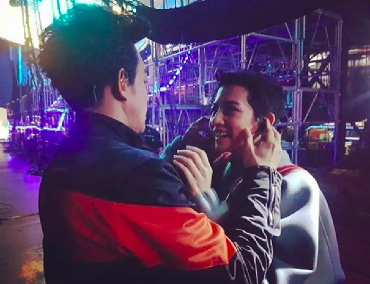 10 ภาพ คู่จิ้นออริจินอล “มอส-อ้อม” กับความผูกพันกว่า 20 ปี