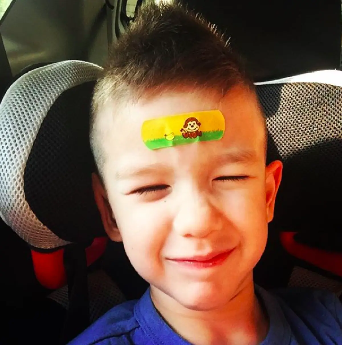 10 ภาพ “น้องวิน” ลูกชายของ "พ่อวิลลี่-แม่เยลหลี” ที่ยิ่งโตยิ่งยิ่งหล่อ