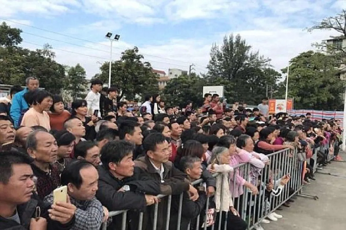 ศาลจีนสั่งประหารจำเลยต่อหน้าประชาชน