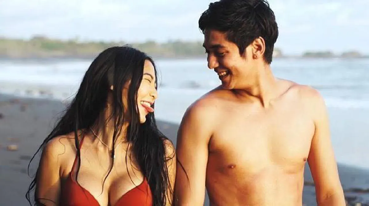 แซ่บจัดเต็มทุกทริป! หวาย ปัญญริสา สวีทแนบชิดแฟนหนุ่มริมทะเล