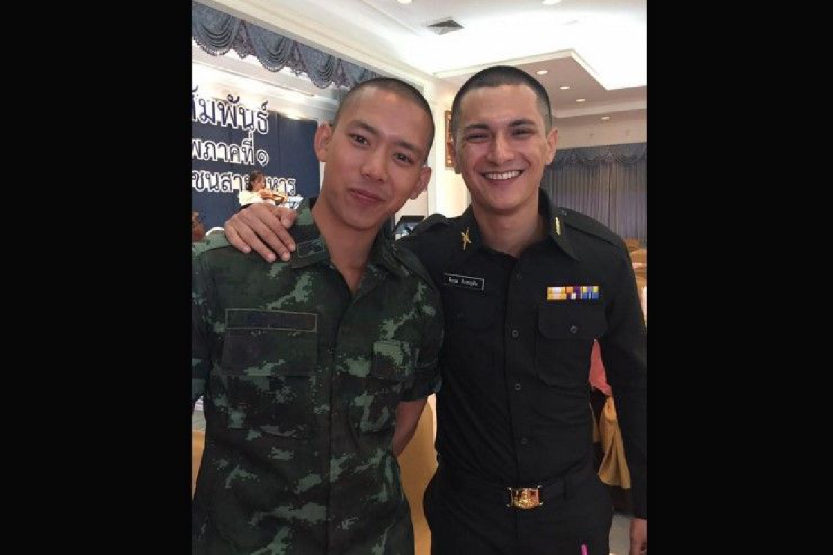 กองทัพเตรียมดึง"เบิ้ล ปทุมราช" ช่วยงานแทน "ชิน ชินวุฒ"หลังปลดทหาร กองทัพเตรียมดึง"เบิ้ล ปทุมราช" ช่วยงานแทน "ชิน ชินวุฒ"หลังปลดทหาร