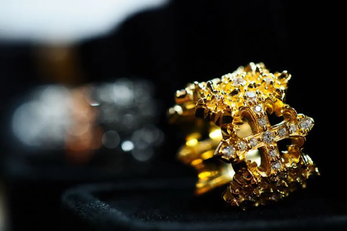 สยามเซ็นเตอร์ นำทัพไทยดีไซเนอร์ชั้นนำ อวดคอลเลคชั่นฉลองปีใหม่ ค้นพบสไตล์ไทยในตัวคุณไปกับแฟชั่นล้ำที่สุดในสยาม ณ ชั้น 1 สยามเซ็นเตอร์