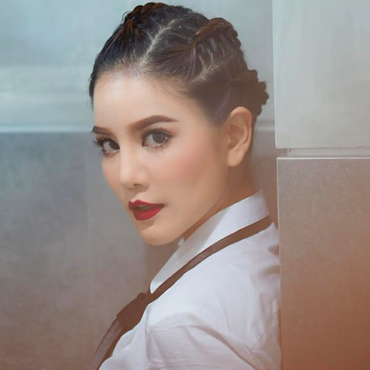 12 ลุคสุดปัง ของ “ก้อย รัชวิน”  ไม่ว่าสไตล์ไหนก็สวยเก๋
