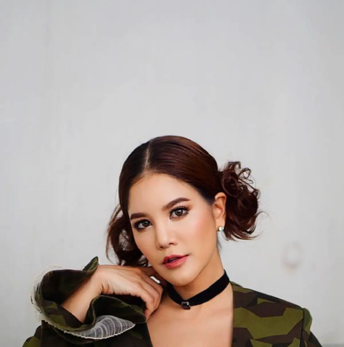 12 ลุคสุดปัง ของ “ก้อย รัชวิน”  ไม่ว่าสไตล์ไหนก็สวยเก๋