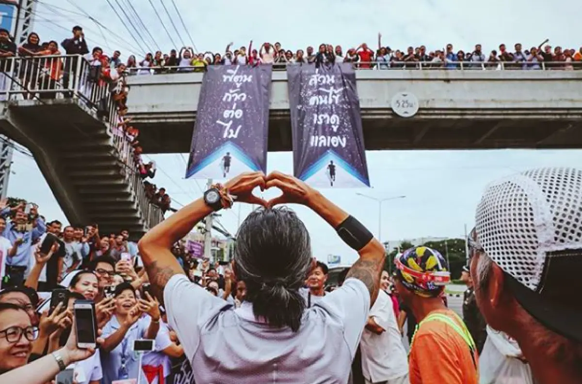 โมเมนต์ประทับใจตลอดเส้นทางวิ่ง “ก้าวคนละก้าว” ตั้งแต่วันแรก จนวันสุดท้าย