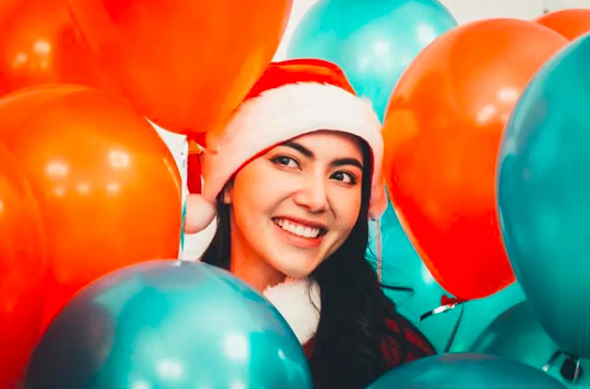 “ใหม่” เปิดบ้านฉลองเทศกาลวันคริสต์มาส “มิ้นต์-แต้ว” พาหวานใจร่วมแจมร่วมแจม