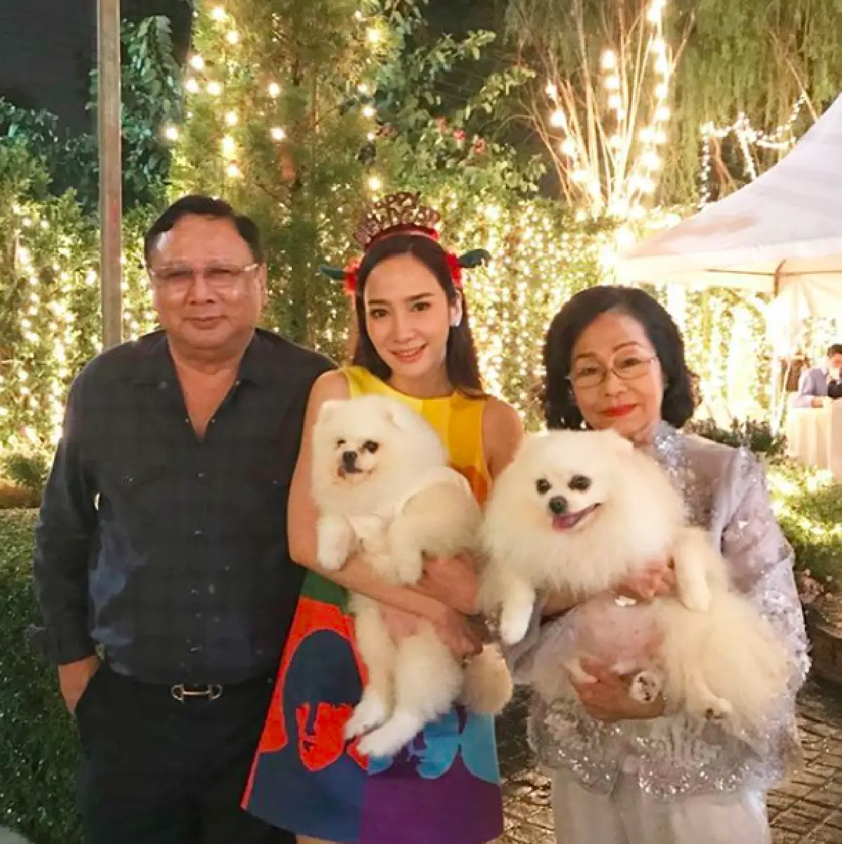 #ใสใสปีใหม่บ้านอั้ม2018... “อั้ม” เปิดบ้านต้อนรับชาวแก๊งจัดปาร์ตี้ปีใหม่