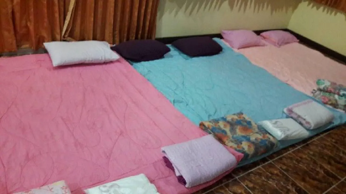 แก๊งสาวอ้างเช่าห้องพักคืนละ 5,000 บาท สุดท้ายได้โรงรถเป็นที่พัก