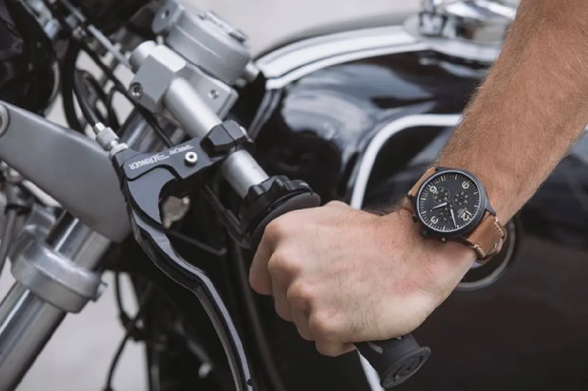 ทิสโซต์ โครโน เอ็กซ์แอล (Tissot Chrono XL) คอลเลกชั่นล่าสุด ปี 2017