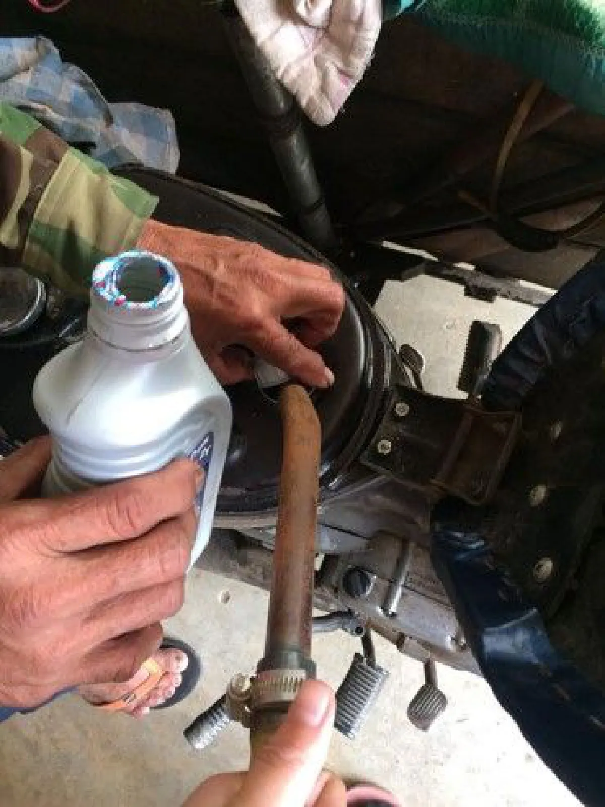 รักแท้! ลุงขี่ซาเล้งพาภรรยาพิการกลับบ้านปีใหม่ สุราษฎร์ฯ-ศรีสะเกษ