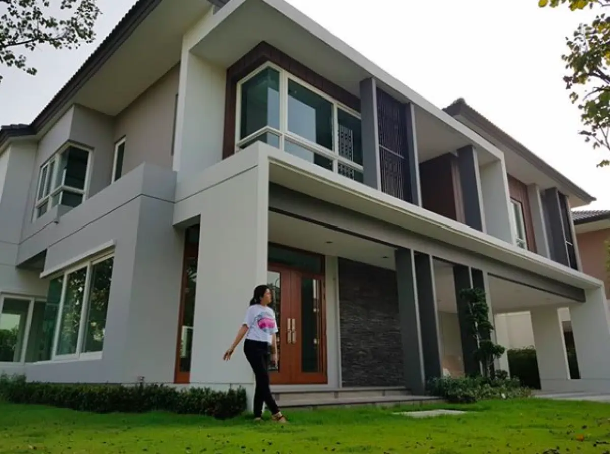 ลูกกตัญญู “ใบเฟิร์น” เก็บหอมรอมริบ ซื้อบ้านให้แม่
