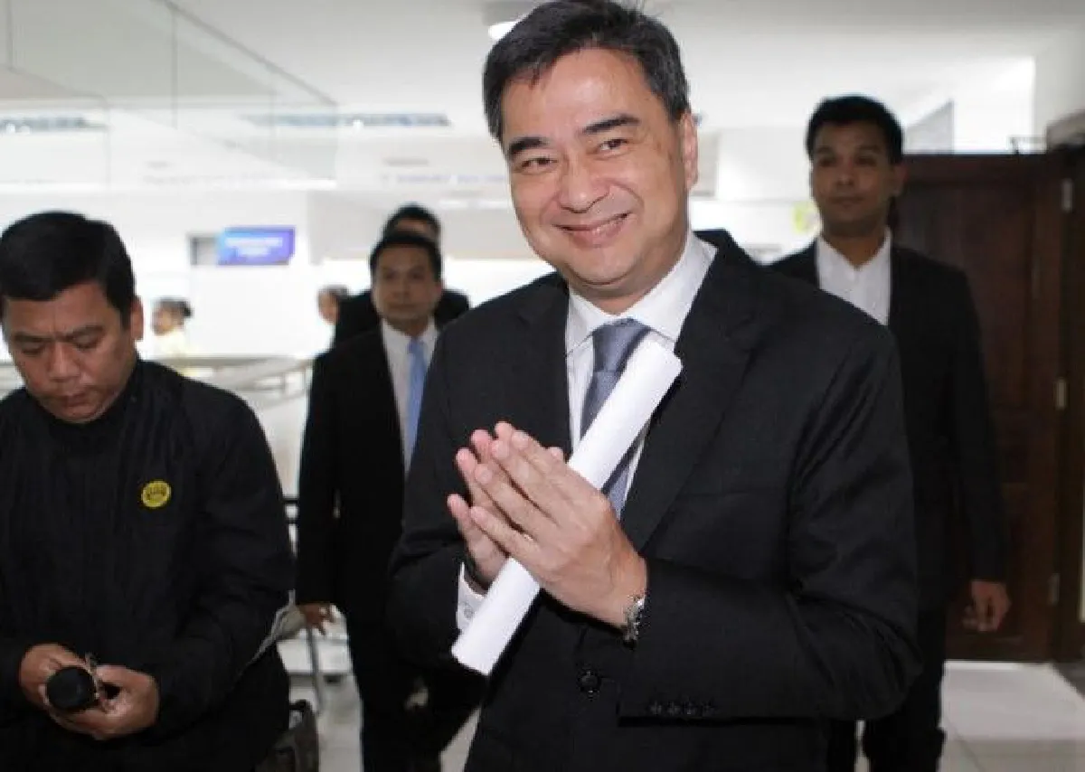 นักการเมืองแห่งปี! "ลุงตู่ที่ 1" คว้าใจประชาชน "ทักษิณ" เบอร์ 2