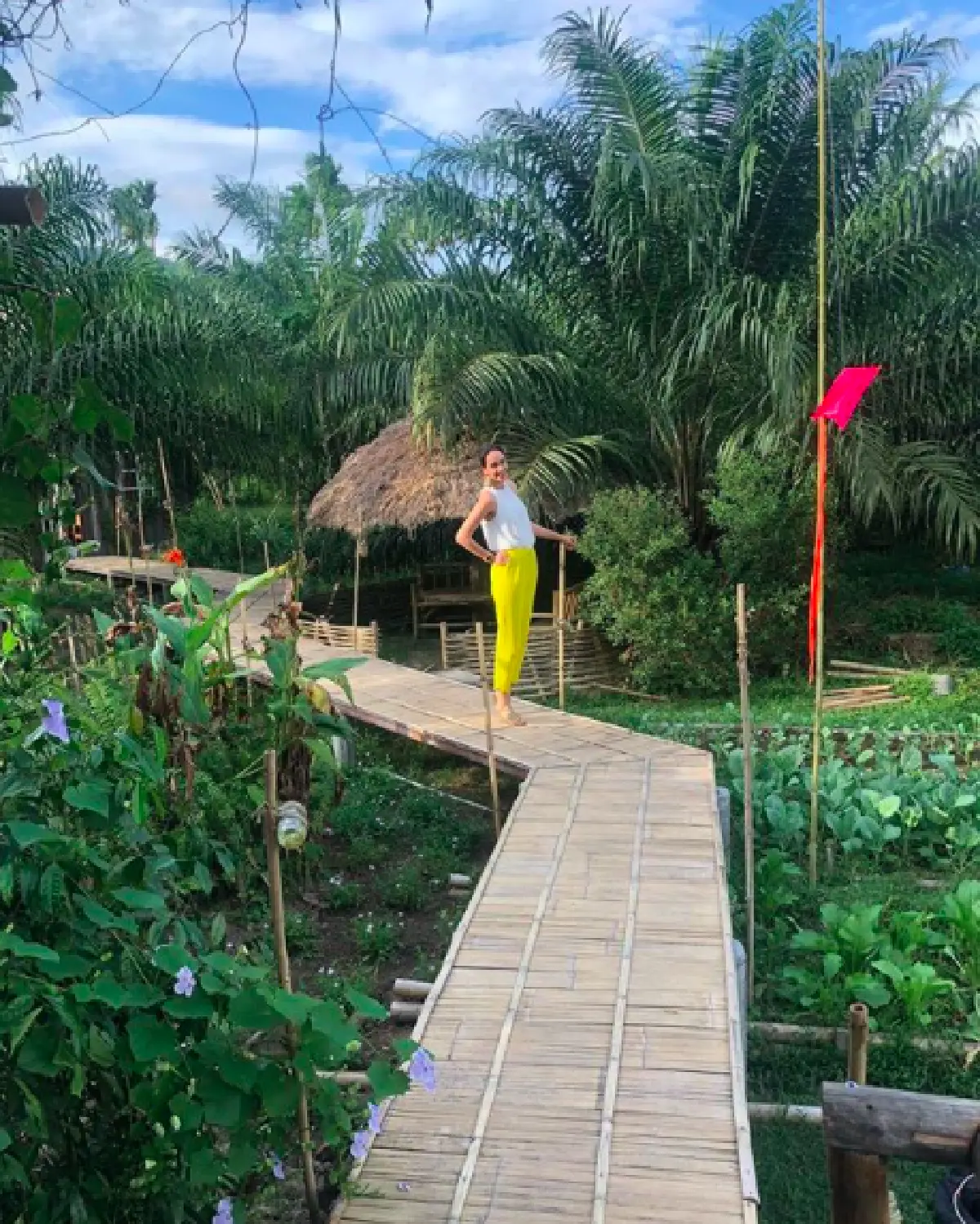 ส่องภาพสุดแซ่บ "สา มาริสา” เที่ยวทะเลพักผ่อน