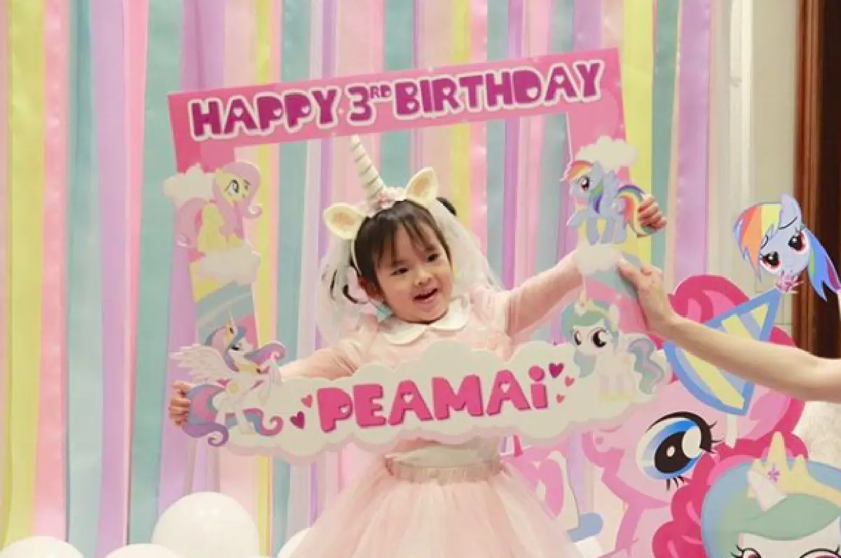 “แม่แอฟ” จัดเต็ม!! ปาร์ตี้วันเกิด “น้องปีใหม่" ในธีม "มายลิตเติ้ลปีใหม่”