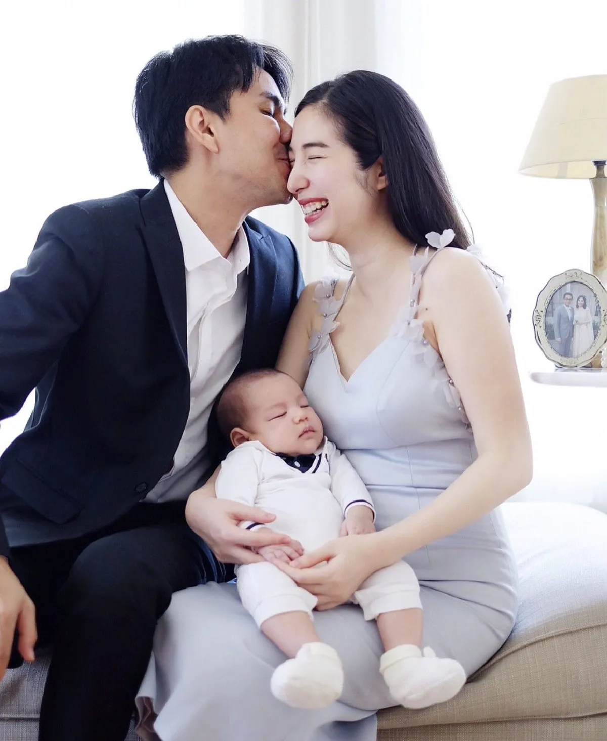 โมเมนต์แสนอบอุ่นของ กัปตัน ภูธเนศ กับบทบาทคุณพ่อลูกหนึ่ง