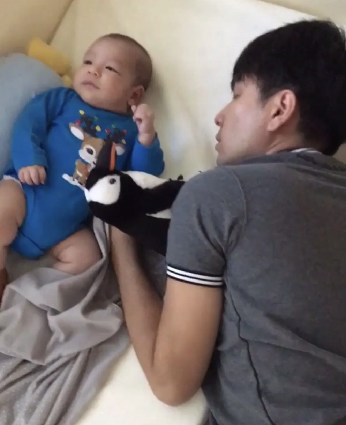 โมเมนต์แสนอบอุ่นของ กัปตัน ภูธเนศ กับบทบาทคุณพ่อลูกหนึ่ง