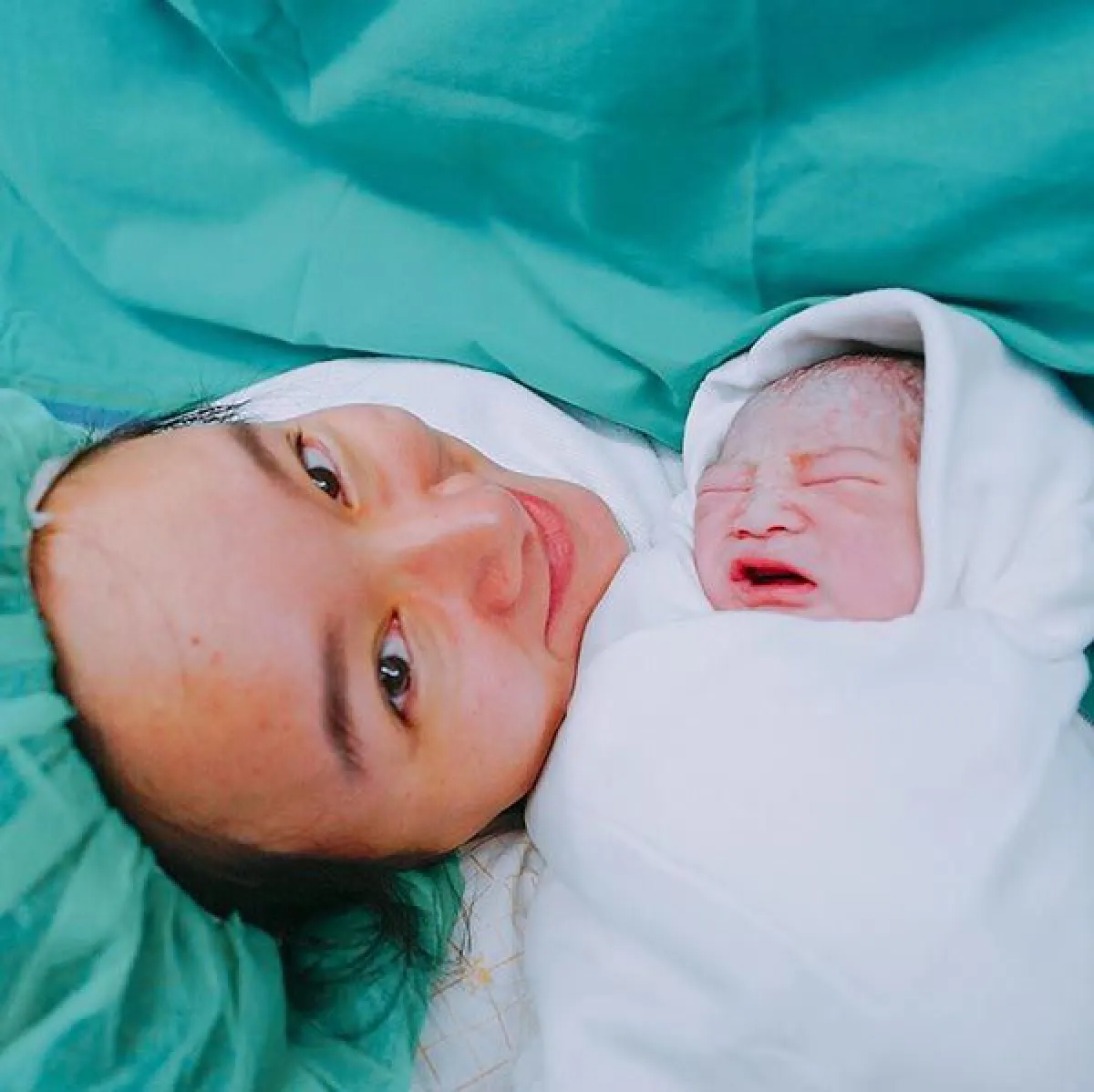 ยลโฉม น้องนาร์วาฬ ลูกชายคนที่ 2 ของ เพชร นาระ น่ารักจิ้มลิ้มสุดๆ