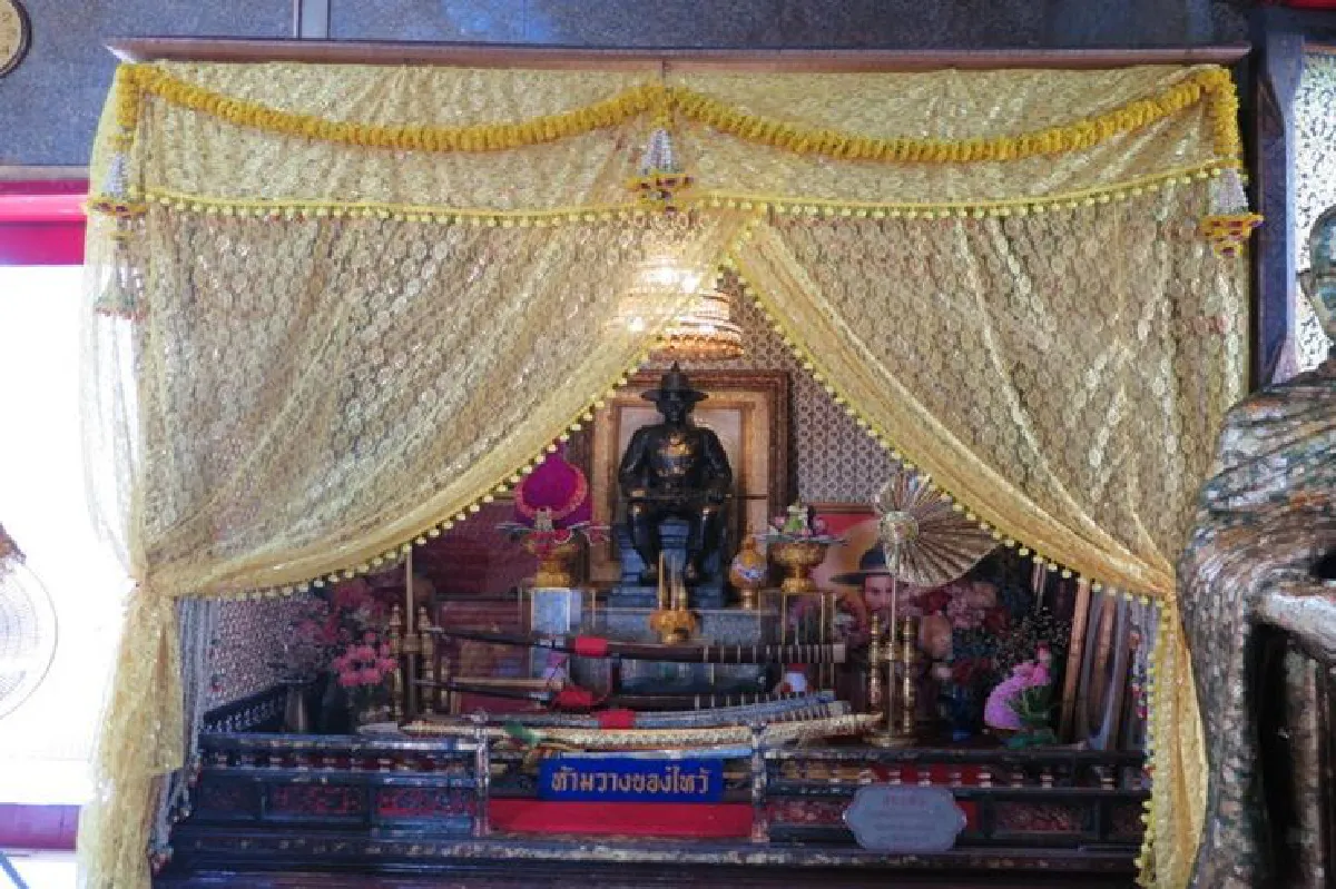 พระสงฆ์วัดอินทารามค้าน ไม่ให้เปลี่ยนชื่อเป็นวัดพระเจ้าตากฯ