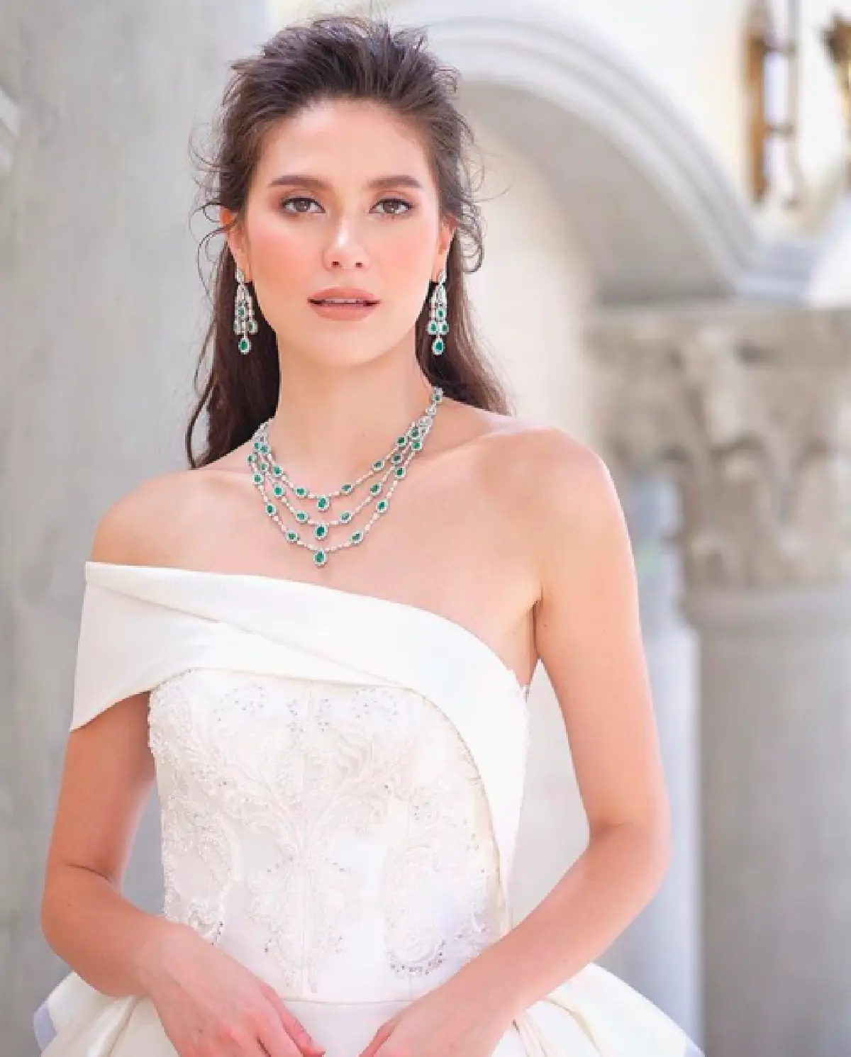 สวยเวอร์ทะลุจักรวาล “มารีญา” ถ่ายแบบชุดเจ้าสาวสีขาวสุดอลังการ