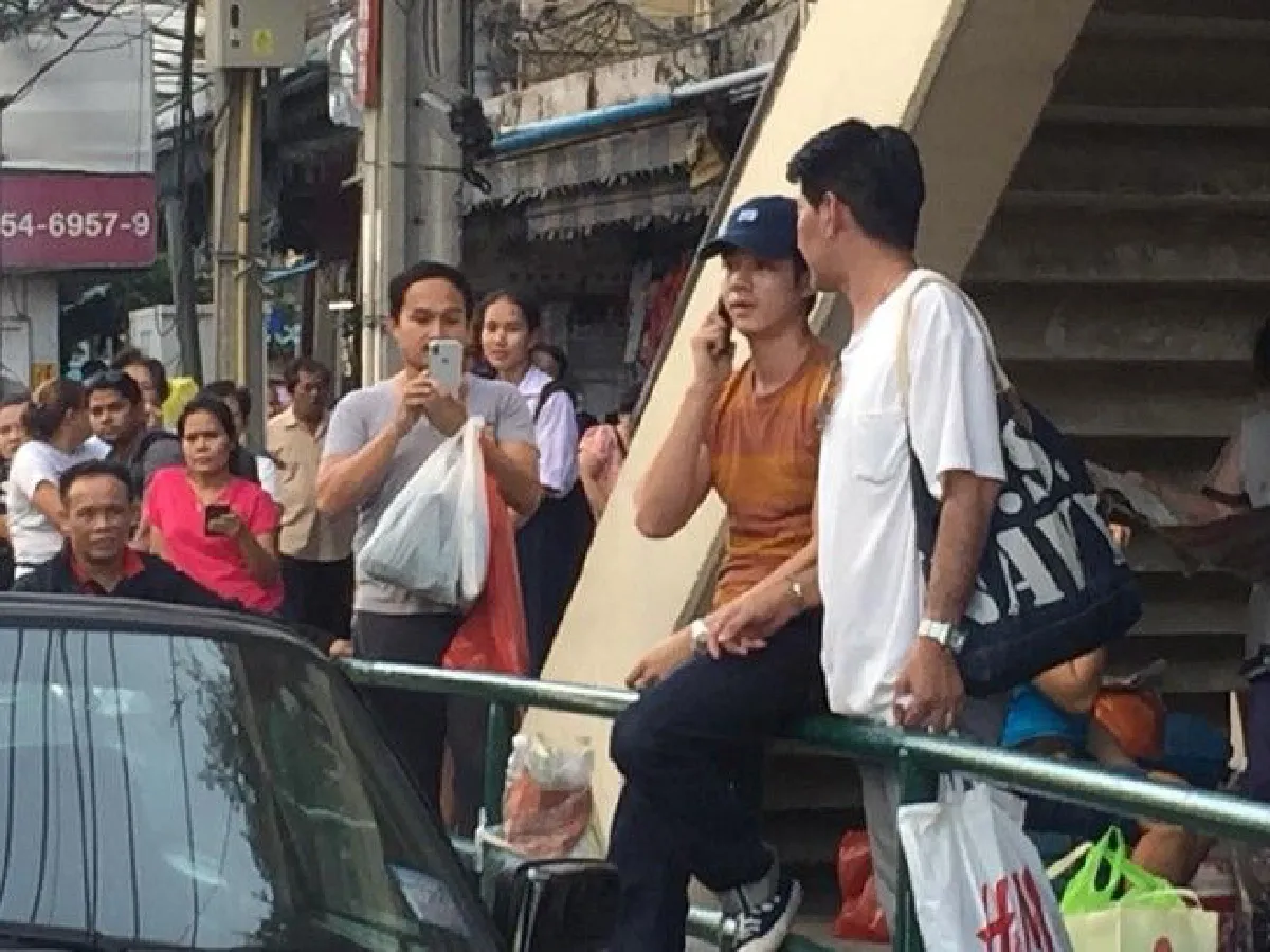 "มาริโอ้" จับมือแท็กซี่หัวร้อน-ไม่ขอเอาเรื่องหลังถูกยิงหนังสติ๊กใส่รถหรู