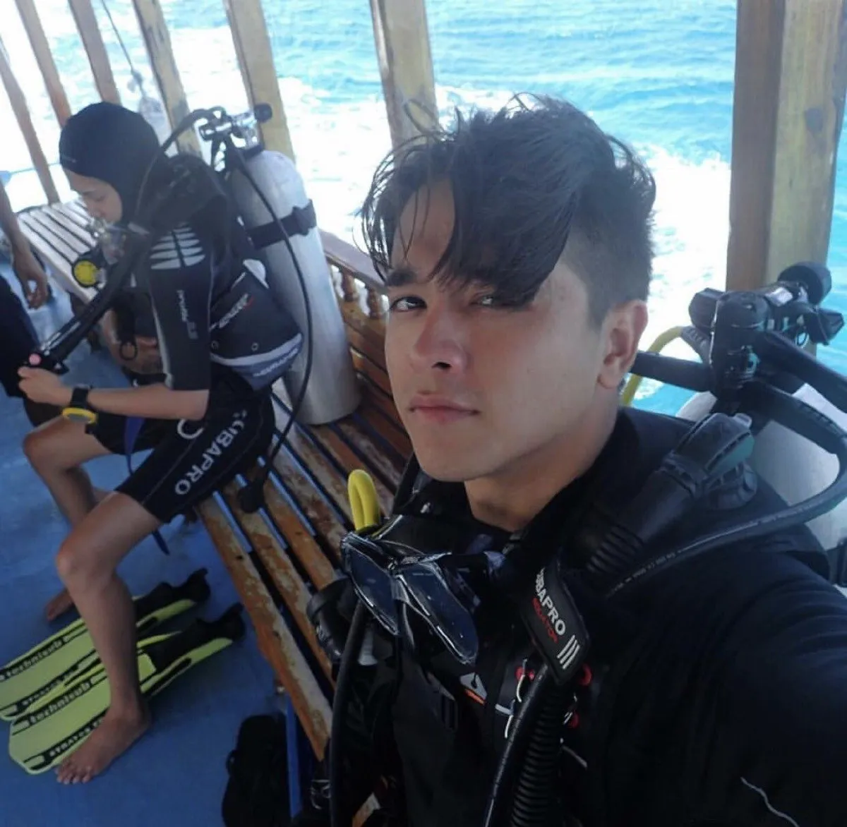 ส่องภาพ อเล็กซ์ เรนเดล 28 ปีผ่านไปหน้ายังเด็กน่ารักเหมือนเดิม