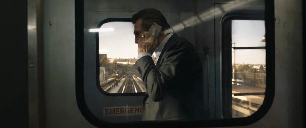 รีวิว The Commuter : ไขปมระทึกไล่ล่าบนรถไฟ ไต่ระดับความมันส์ยันปลายทาง