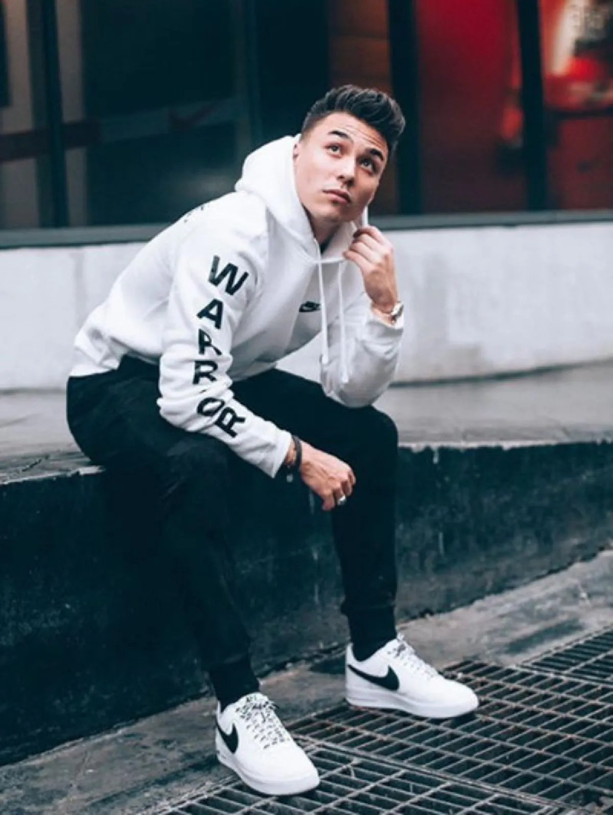 ส่องภาพสาวลูกครึ่งไทย-สวีเดนผู้ดามใจชัปปุยส์