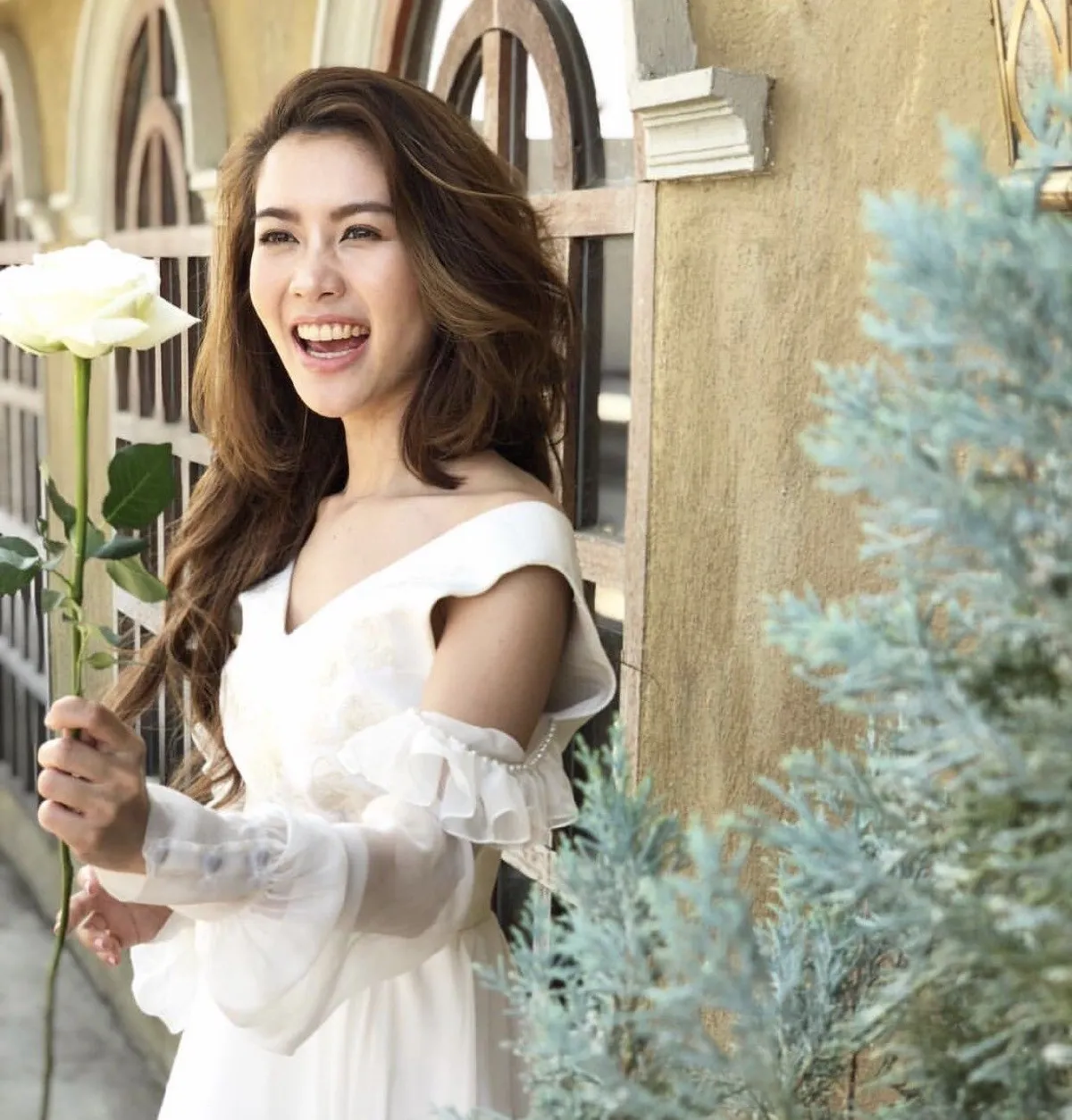 น้องไบร์ท ปรับลุคสวยเซ็กซี่เบาๆ..ไม่เคยเห็นที่ไหนมาก่อน