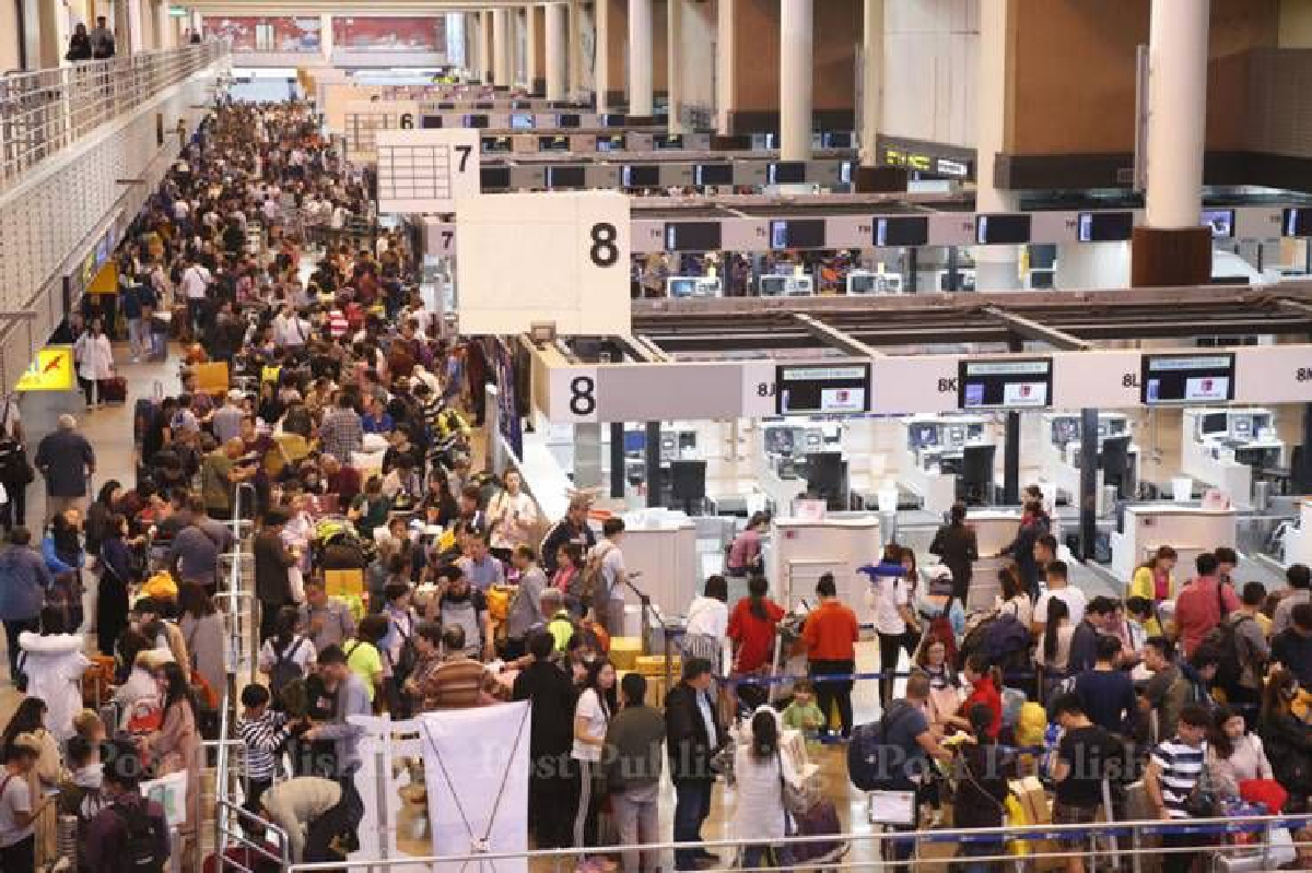 ทอท.โอดขาดทุน ชงรีดภาษีสนามบินเพิ่ม ทอท.โอดขาดทุน ชงรีดภาษีสนามบินเพิ่ม