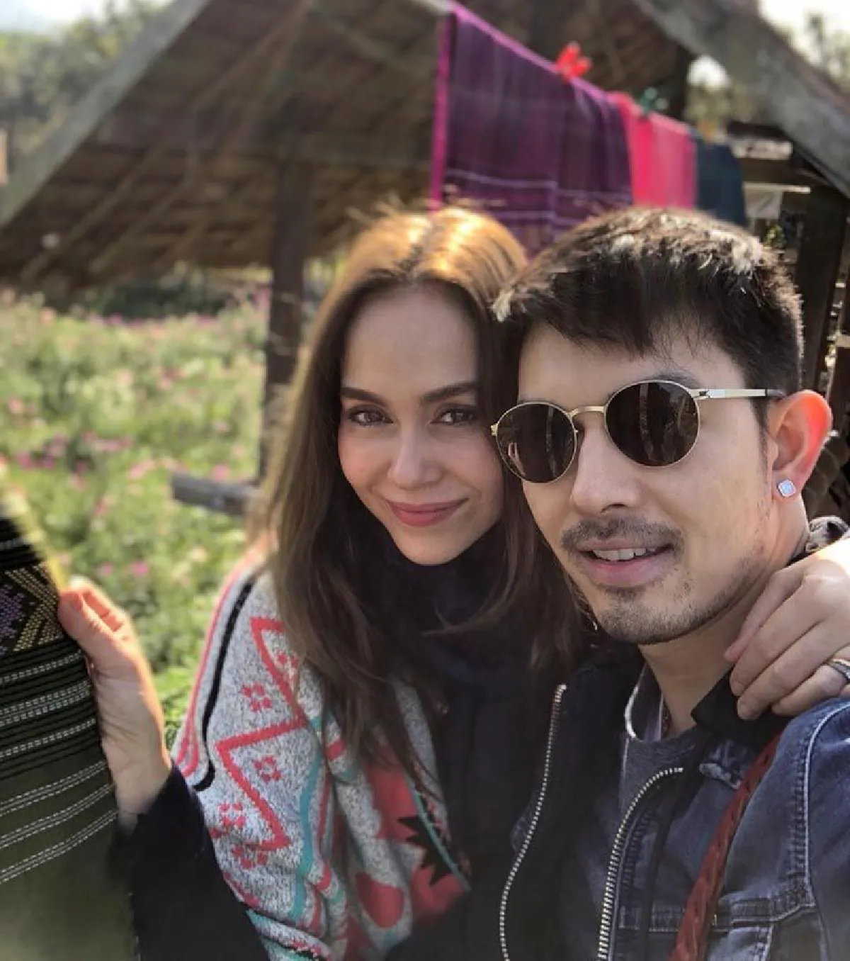 แกล้งกันแบบหวานๆ อั้ม-นัท เผยวิธีชิมเกลือยังไงไม่ให้เค็ม (คลิป)