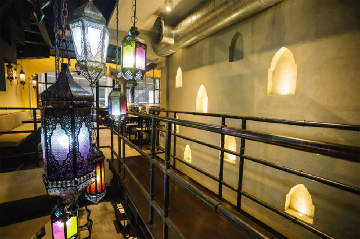 'อัล ซาราย ' สไตล์ภารต อินเดีย-เลบานอน คูซีน