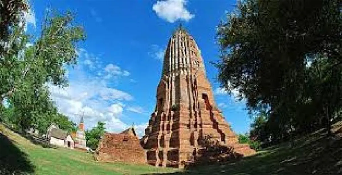 พระกำแพงศอก กรุวัดพระศรีรัตนมหาธาตุ สุพรรณบุรี