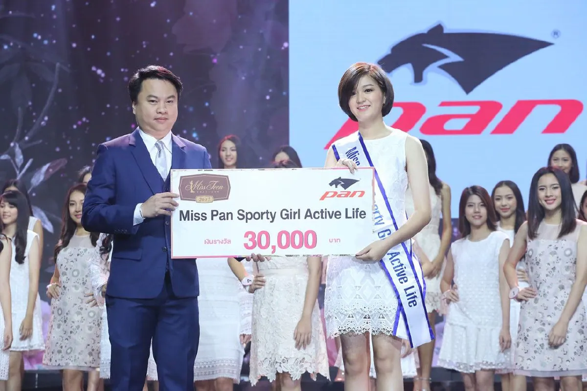 วินนี่ สวยใสออร่าแรง! คว้าขวัญใจสื่อฯ ควบรางวัลพิเศษ