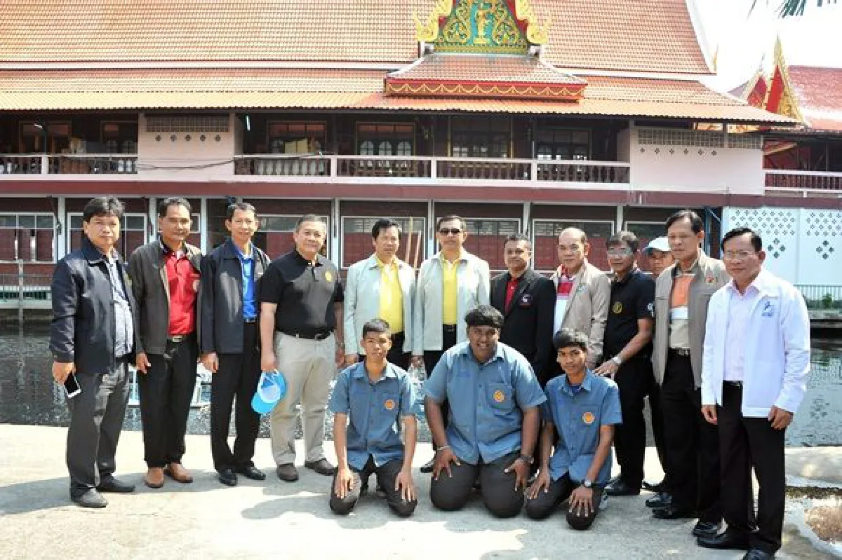 นวัตกรรมอาชีวะสู่โครงการ "พลังอาชีวะจิตอาสา เปรมประชา คลองรังสิตพัฒนา"