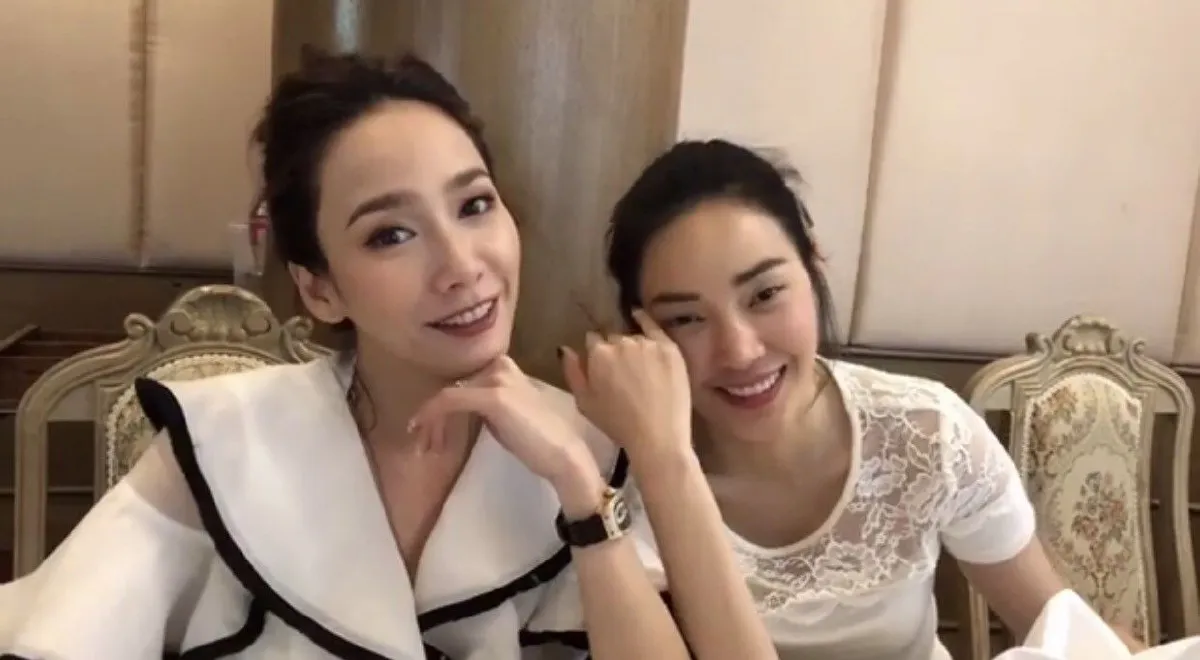 ซื้อเองไม่ได้ยืมเพื่อน! อั้ม พัชราภา สวมนาฬิกาหรูราคาหลายล้าน