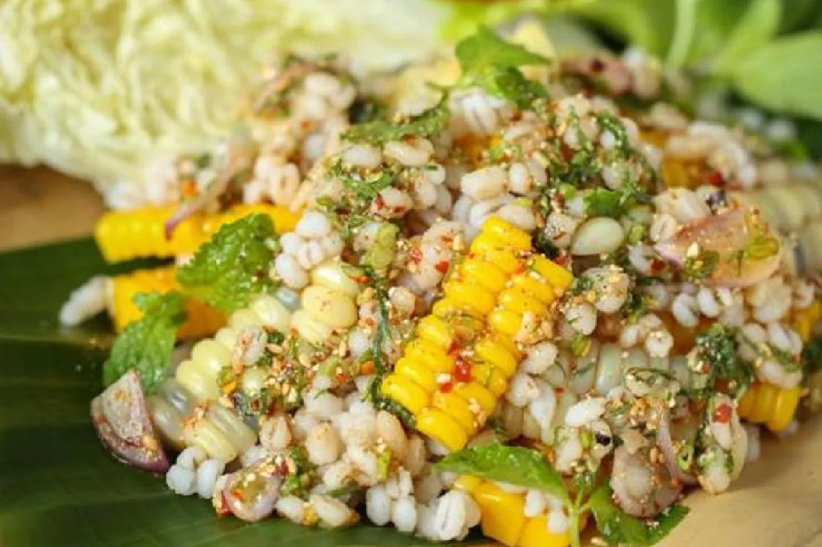 จากยอดดอยสู่บ้านเรา อร่อยคุณภาพจากวัตถุดิบจากโครงการหลวง : ลาบธัญพืช