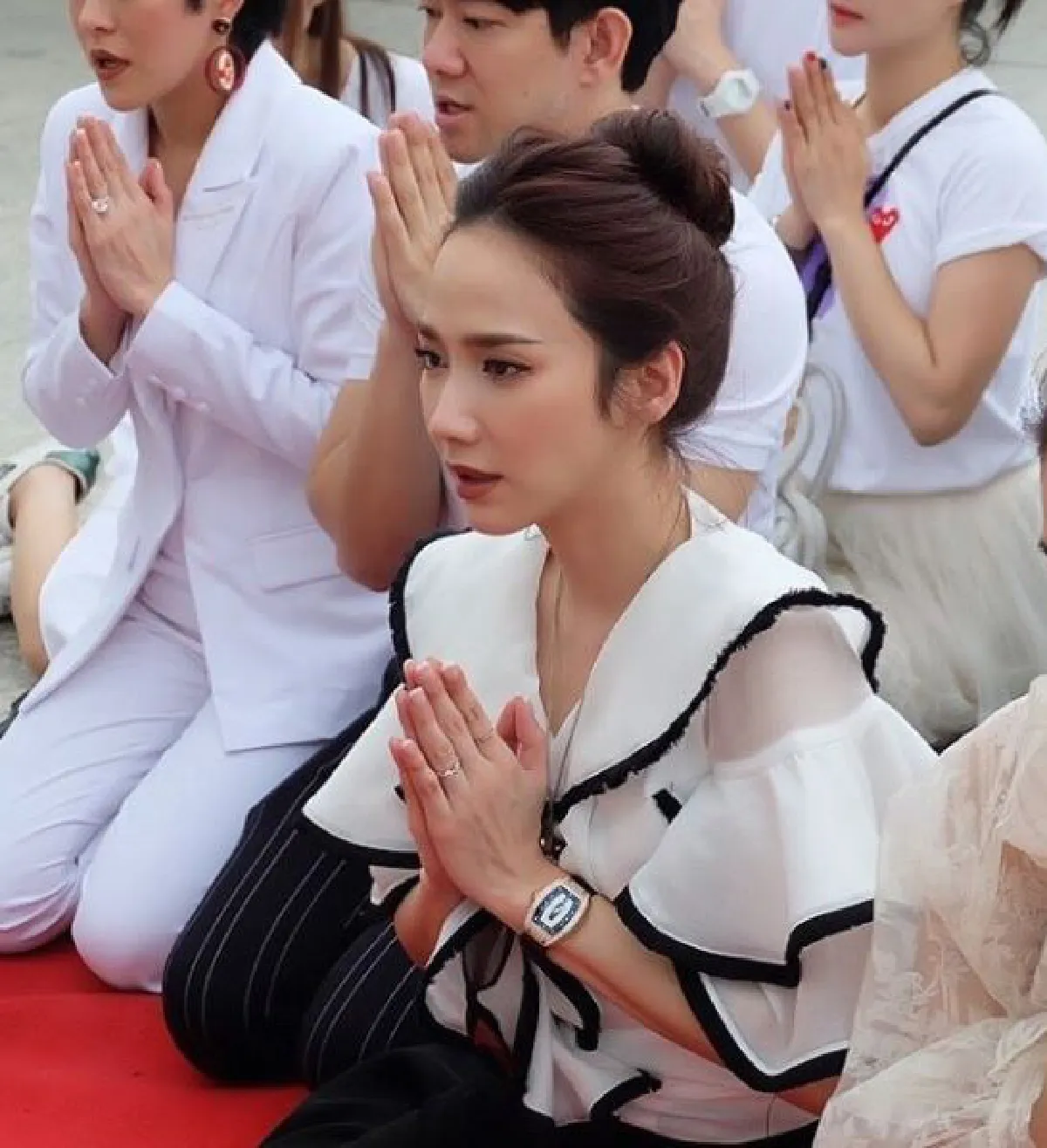 ซื้อเองไม่ได้ยืมเพื่อน! อั้ม พัชราภา สวมนาฬิกาหรูราคาหลายล้าน