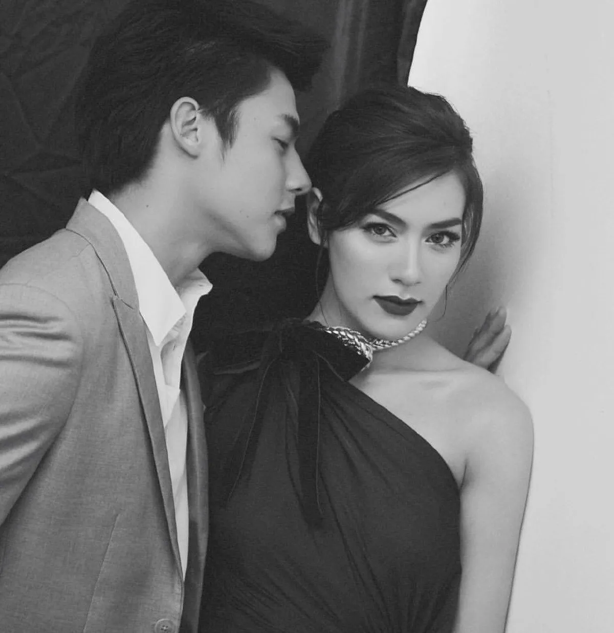 7 คู่ดาราสปาร์ครักในกองละคร จากคู่จิ้นกลายเป็นคู่จริง