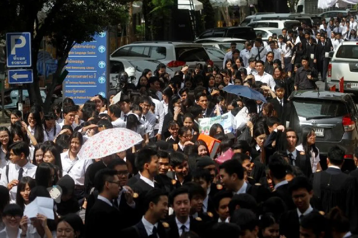 "ไม่รับคนจบราชภัฏ-ราชมงคล-เอกชน" ศักยภาพ"บัณฑิต"ไม่ถึง หรือ "บริษัท"คิดไปเอง?