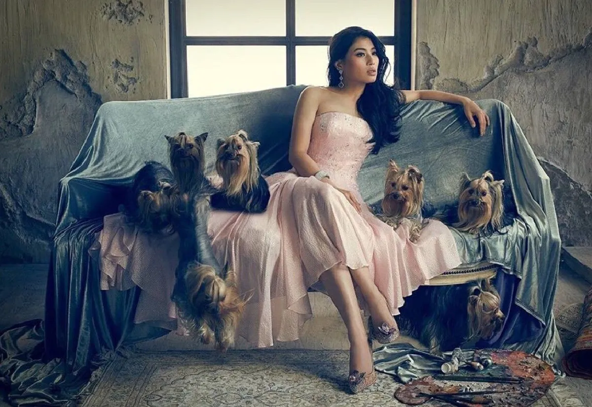 ทรงพระสิริโฉม! พระองค์หญิงสิริวัณณวรีฯ ทรงฉายภาพขึ้นปกนิตยสารโว้ก