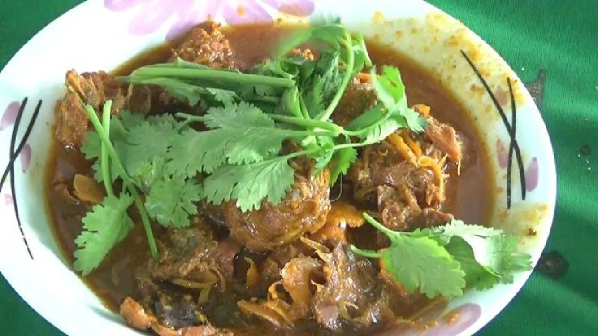 ชาวตรังรวมกลุ่ม ทำไก่ในกระบอกไม้ไผ่ขายรุ่ง