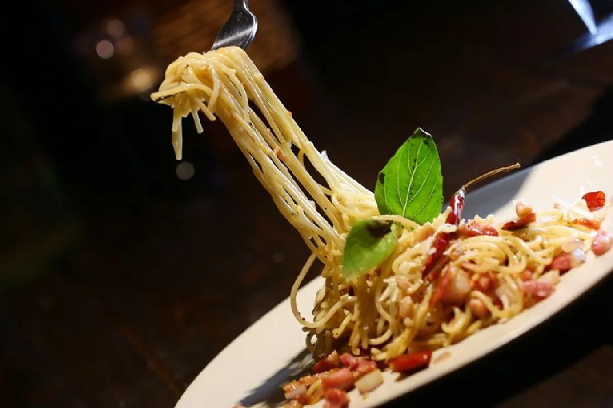 ท่าเรือสำราญ ค็อกนี่ย์ เอ็กซ์ คุมะ มูระ