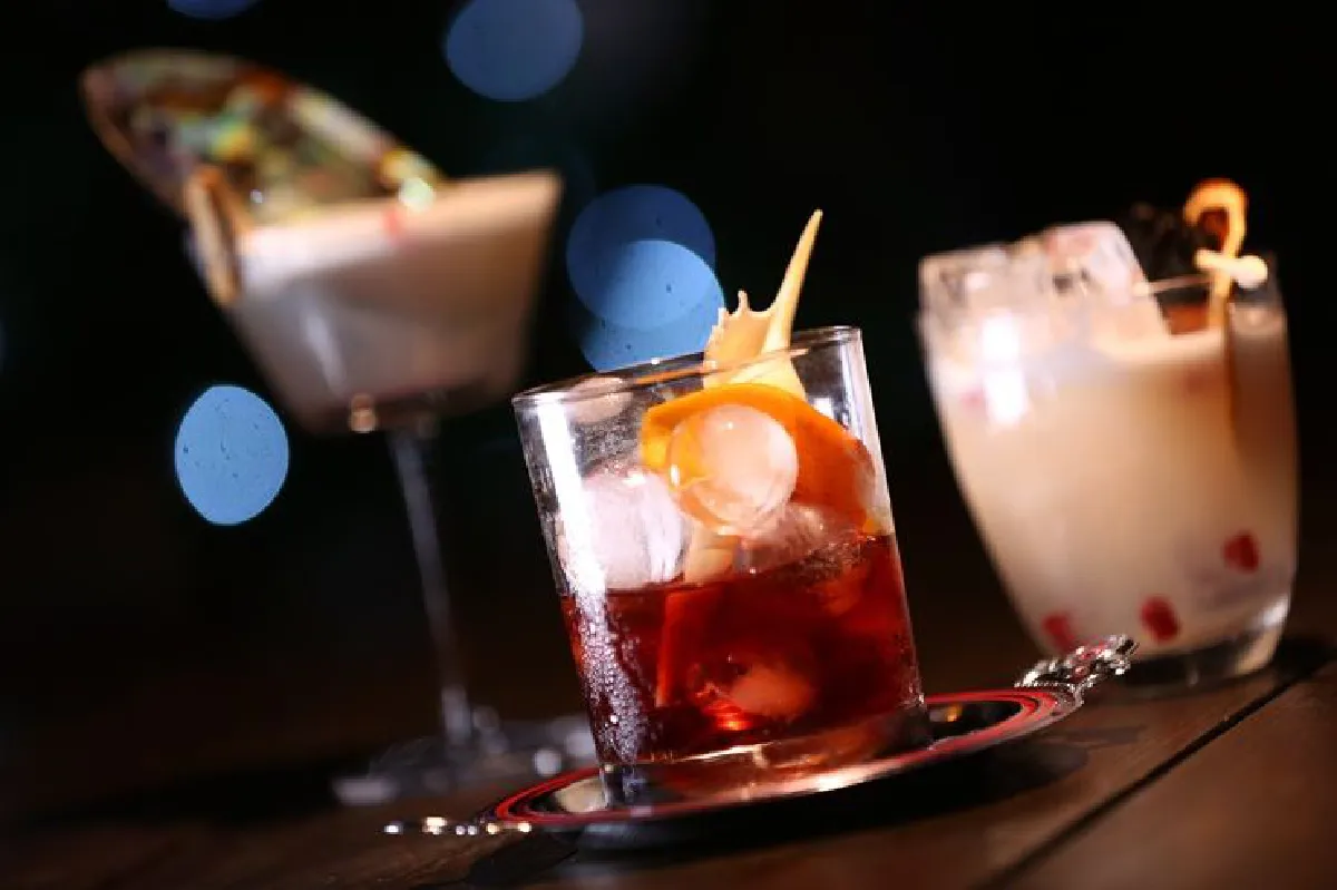 ท่าเรือสำราญ ค็อกนี่ย์ เอ็กซ์ คุมะ มูระ