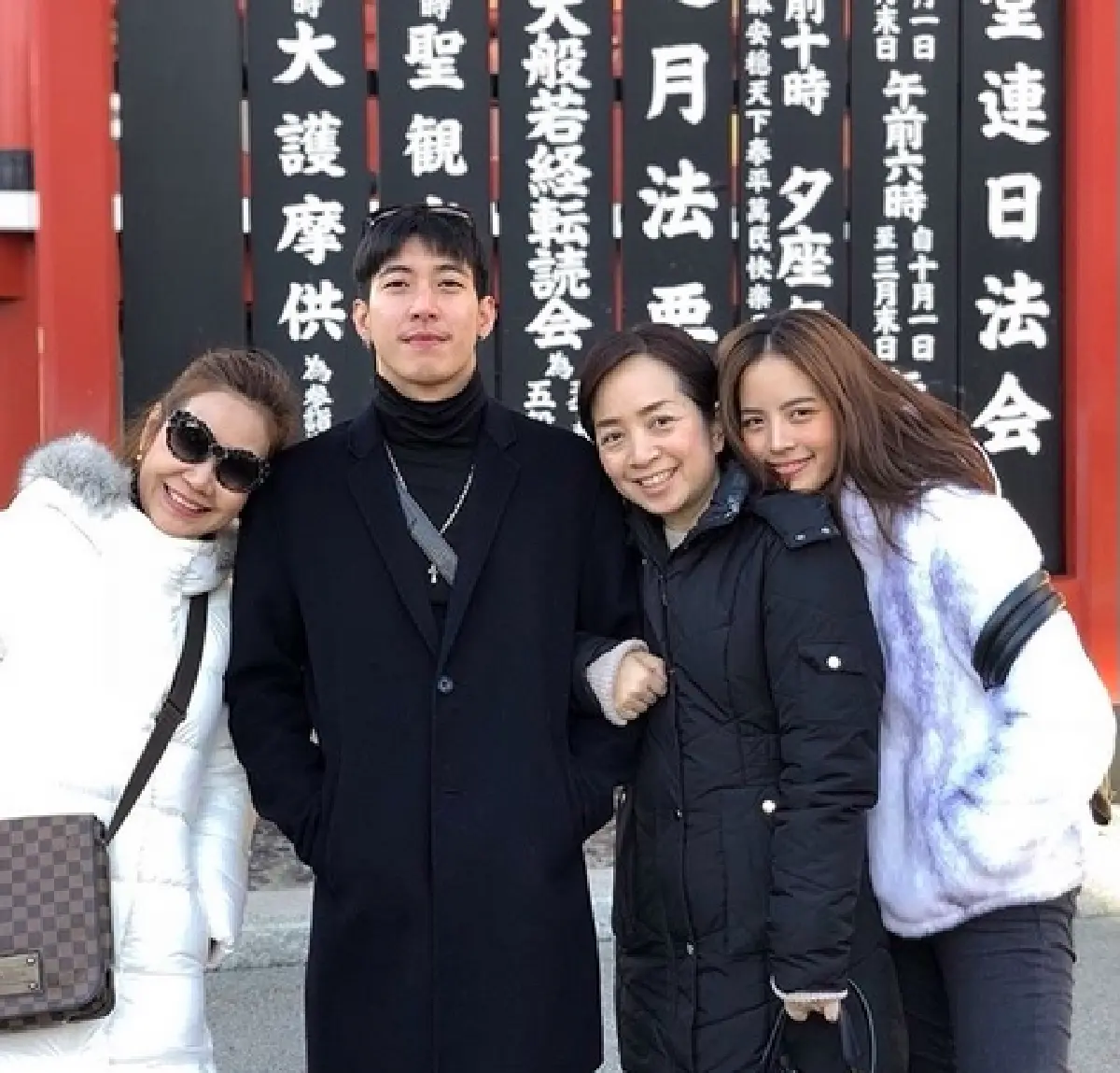 ส่องภาพหวาน “โตโน่-ณิชา” กับโมเมนต์น่ารักๆ ที่เห็นแล้วต้องยิ้มตาม