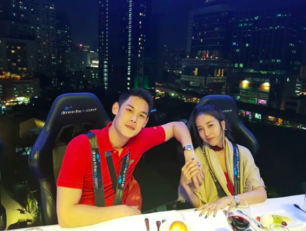 หวานแล้วหวานอีก “กันต์” ควง “พลอย” ดินเนอร์หรูกลางอากาศ
