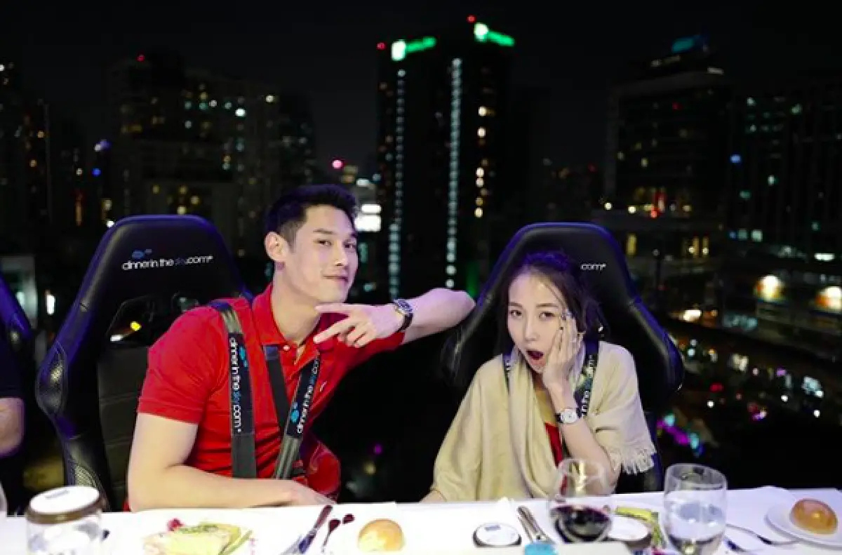 หวานแล้วหวานอีก “กันต์” ควง “พลอย” ดินเนอร์หรูกลางอากาศ