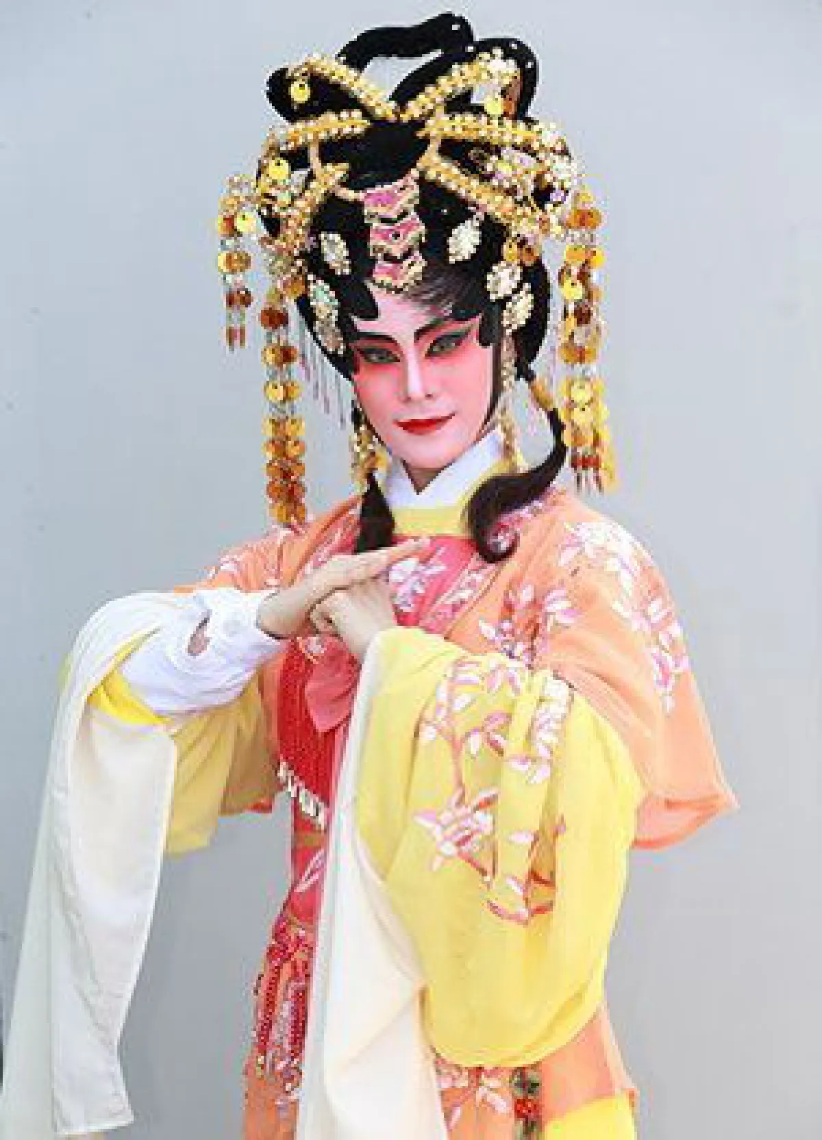 ต้อนรับตรุษจีน!! รวมภาพดาราสาวแต่งชุดเป็นเหล่านางงิ้ว