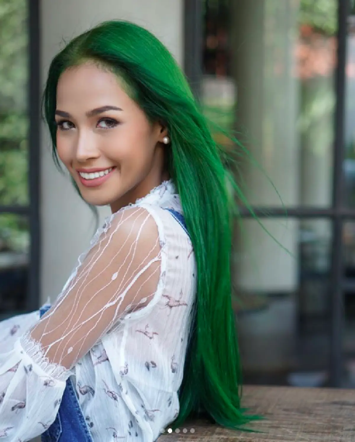 เตรียมไว้..สวัสดีวันพุธ! “เมญ่า” เปลี่ยนลุคกลายเป็นสาวผมเขียว