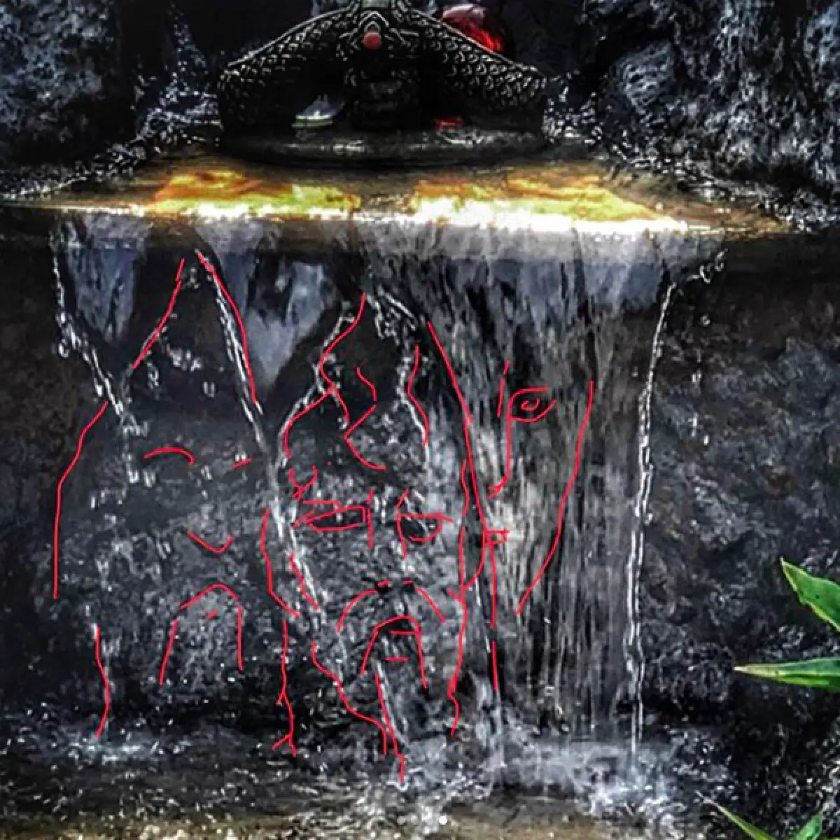 ไม่เชื่ออย่าลบหลู่! "เอ พศิน” ย้ายพญานาคบนน้ำตก น้ำที่ไหลคล้ายใบหน้าพระฤาษี