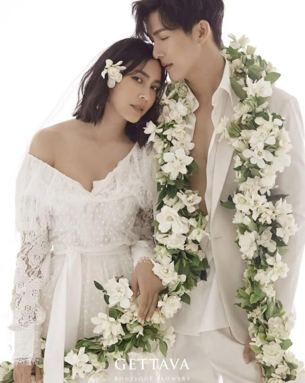 นึกว่าพรีเวดดิ้ง! พุฒ-จุ๋ย โชว์หวานแนบชิดถ่ายแบบรับวาเลนไทน์